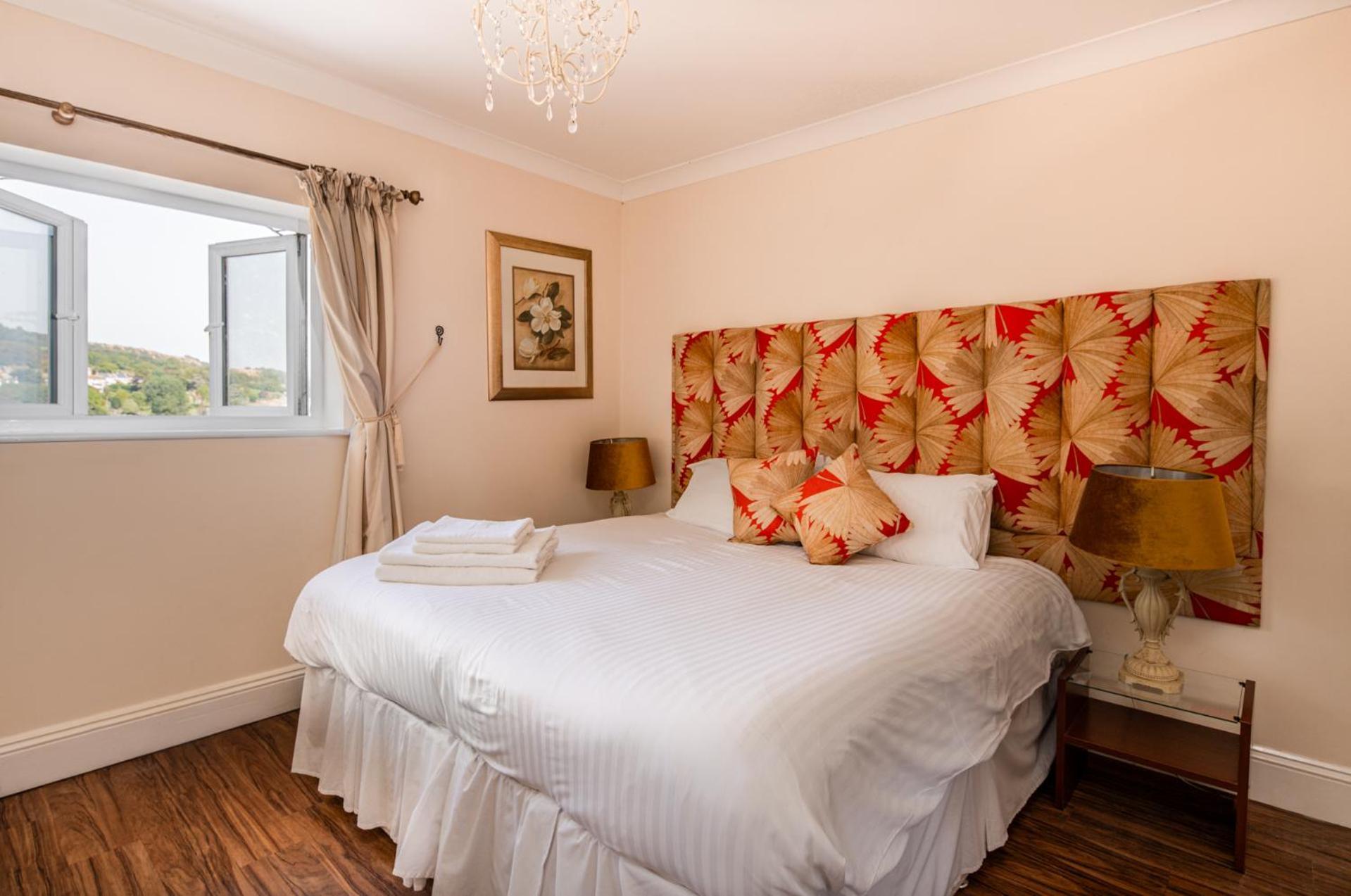 Westwood Guest House ライム・レジス エクステリア 写真